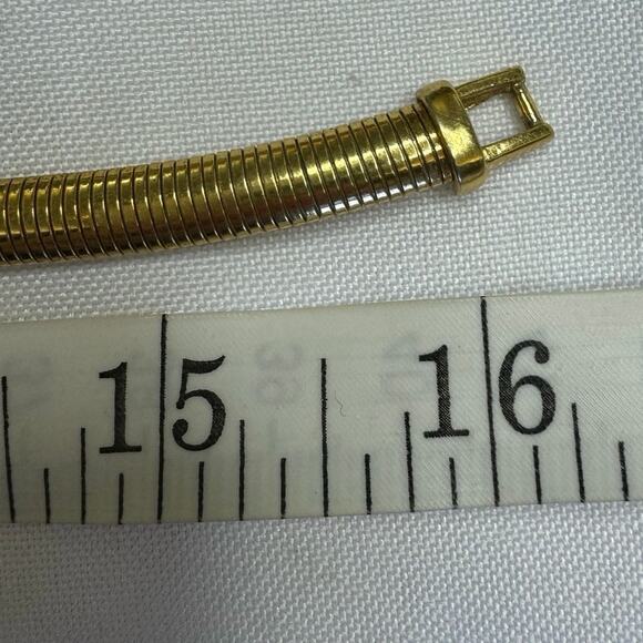 Swarovski Swan Signed Pave Crystal Collar Necklace and Earrings Jewelry Set - Picture 8 of 8